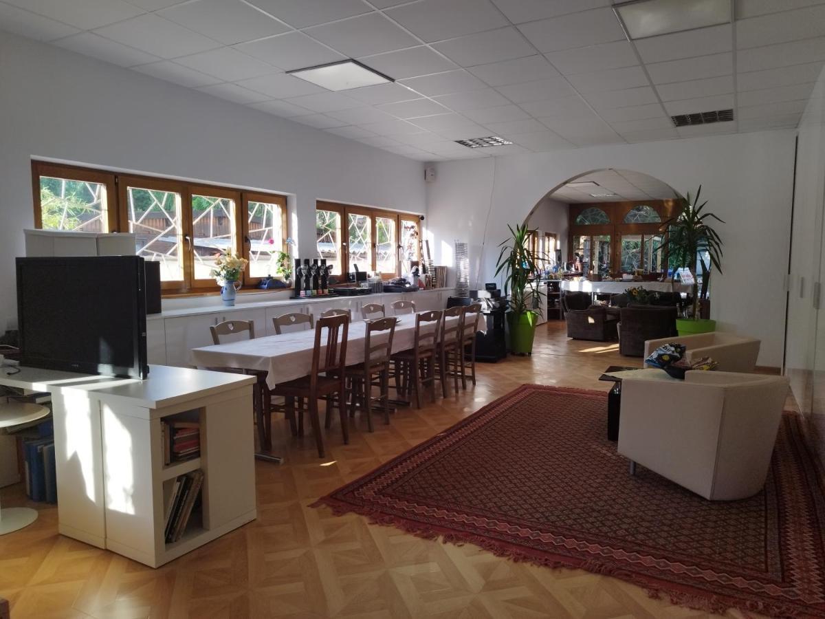 River Side - Cosy - Lot Of Space Юненг Экстерьер фото
